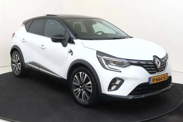 Renault Captur (2020) thumbnail 2
