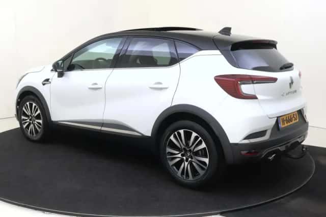 Renault Captur (2020) thumbnail 3