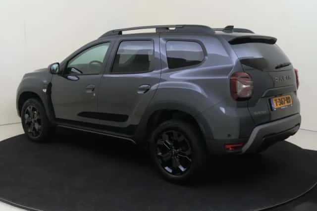 Dacia Duster (2023) thumbnail 3