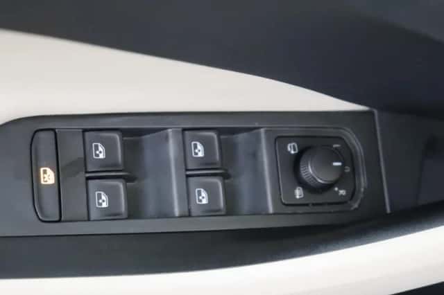 Škoda Kamiq (2021) thumbnail 26