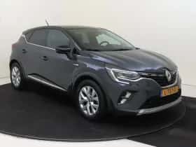Renault Captur (2021) thumbnail 2