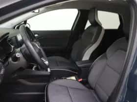 Renault Captur (2021) thumbnail 15
