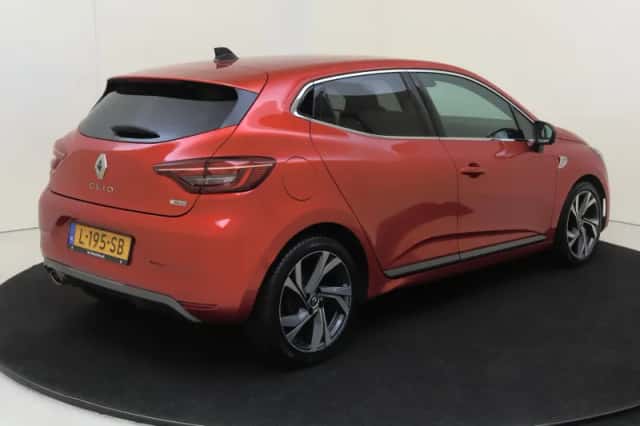 Renault Clio (2021) thumbnail 4