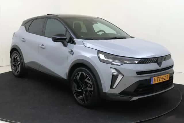 Renault Captur (2025) thumbnail 2