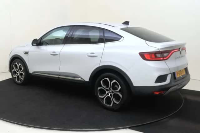 Renault Arkana (2022) thumbnail 3