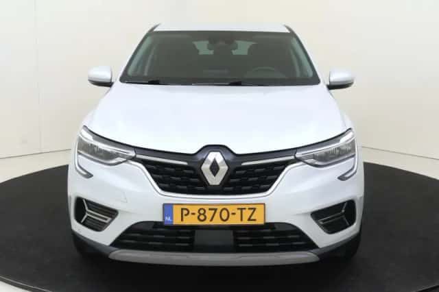 Renault Arkana (2022) thumbnail 6