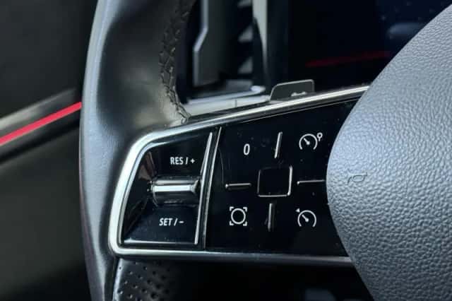 Renault Mégane E-Tech (2023) thumbnail 13
