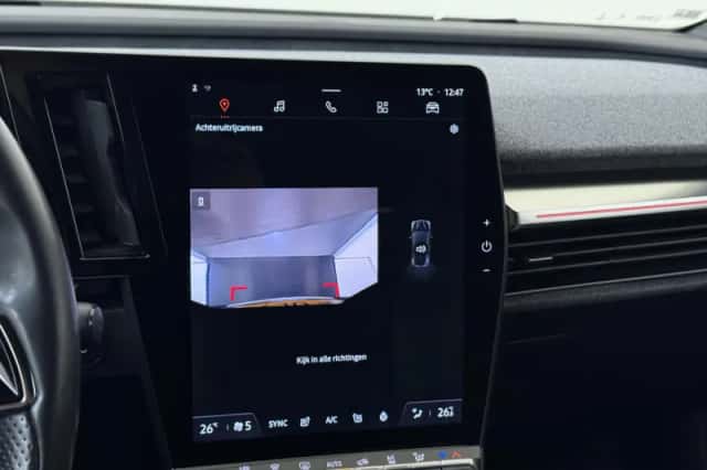 Renault Mégane E-Tech (2023) thumbnail 18