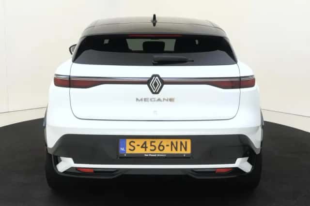 Renault Mégane E-Tech (2023) thumbnail 7