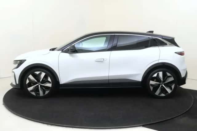 Renault Mégane E-Tech (2023) thumbnail 8