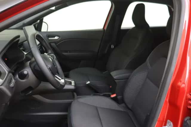 Renault Captur (2025) thumbnail 11