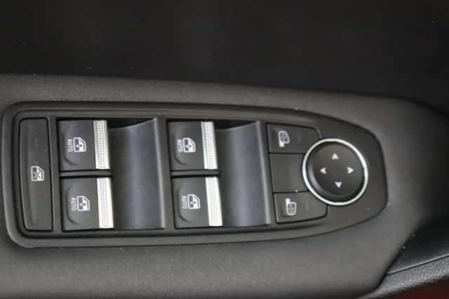 Renault Captur (2025) thumbnail 22
