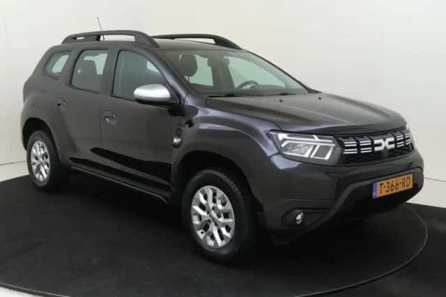 Dacia Duster (2023) thumbnail 2