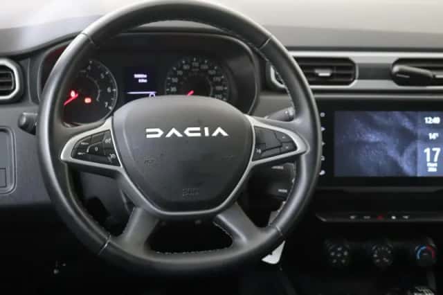 Dacia Duster (2023) thumbnail 13