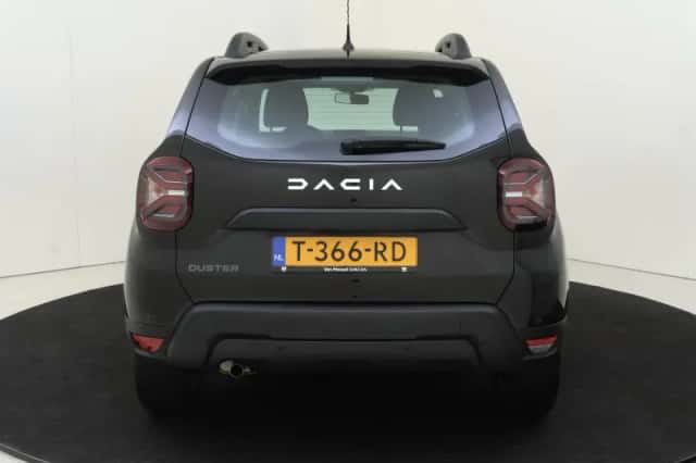 Dacia Duster (2023) thumbnail 9