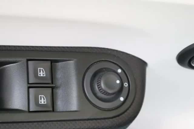 Renault Twingo (2021) thumbnail 24