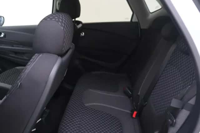 Renault Captur (2019) thumbnail 14
