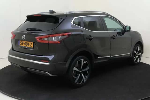 Nissan Qashqai (2018) thumbnail 4