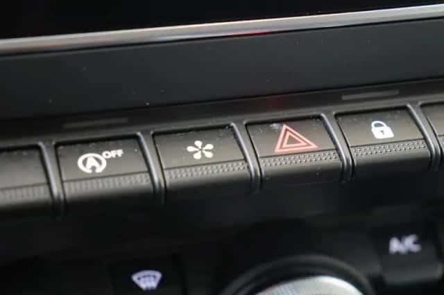 Renault Clio (2025) thumbnail 24