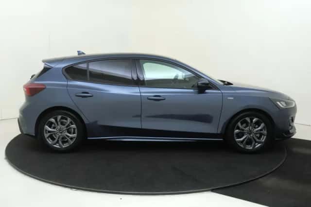 Ford Focus (2024) thumbnail 11