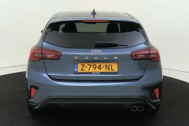 Ford Focus (2024) thumbnail 8