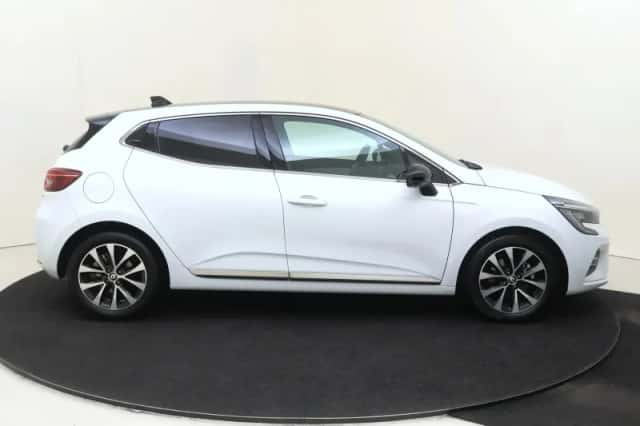Renault Clio (2022) thumbnail 11