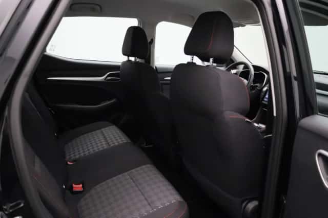 MG ZS (2023) thumbnail 35