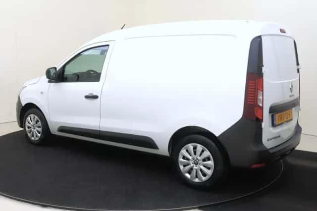 Renault Express (2022) thumbnail 3
