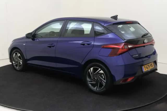 Hyundai i20 (2023) thumbnail 3