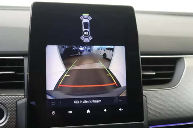 Renault Arkana (2022) thumbnail 7