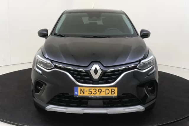 Renault Captur (2021) thumbnail 6