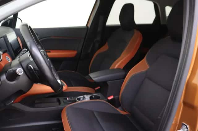 Renault Captur (2021) thumbnail 11