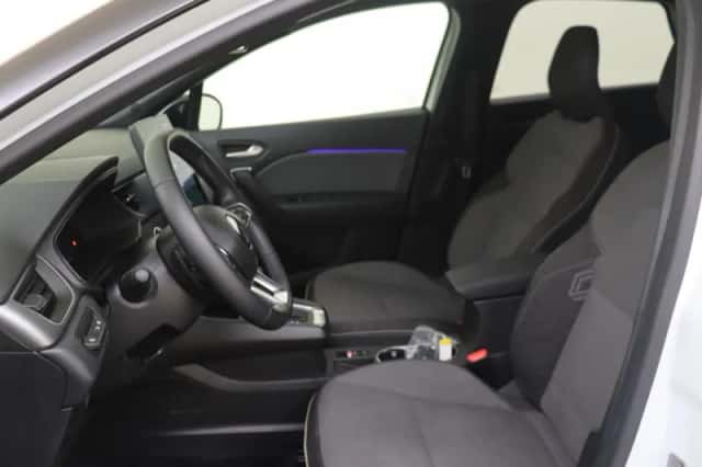 Renault Captur (2025) thumbnail 15