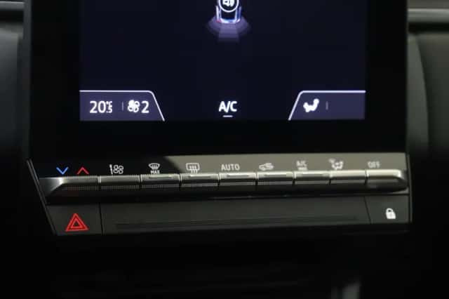 Renault Captur (2025) thumbnail 23