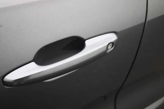 Ford Kuga (2025) thumbnail 16