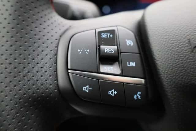 Ford Kuga (2025) thumbnail 20