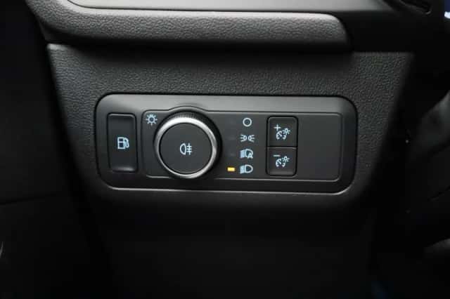 Ford Kuga (2025) thumbnail 24
