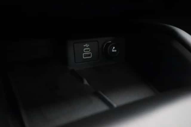 Ford Kuga (2025) thumbnail 25