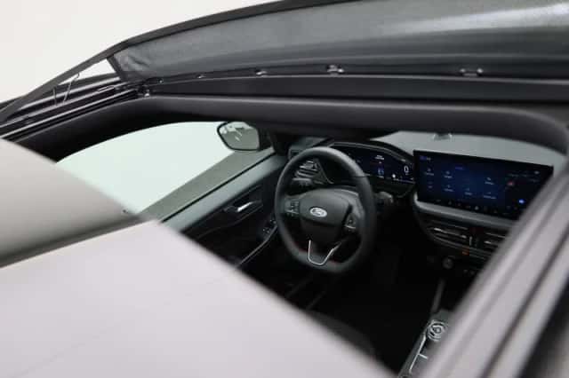 Ford Kuga (2025) thumbnail 36
