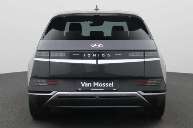 Hyundai Ioniq 5 (2024) thumbnail 5