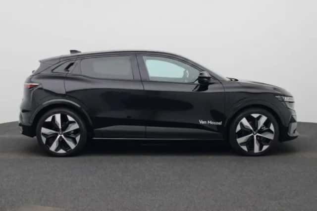 Renault Mégane E-Tech (2026) thumbnail 3