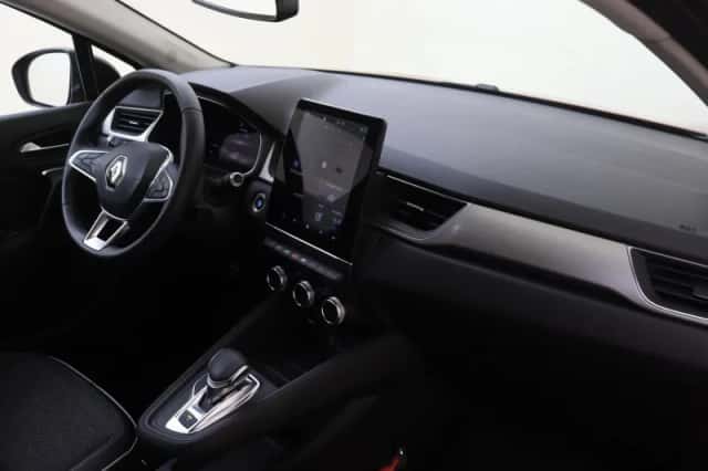 Renault Captur (2021) thumbnail 5