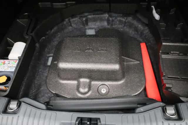 Ford Kuga (2025) thumbnail 12