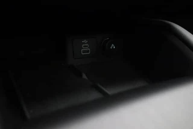 Ford Kuga (2025) thumbnail 25