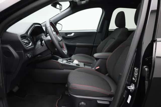 Ford Kuga (2025) thumbnail 9