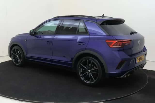 Volkswagen T-Roc (2022) thumbnail 3