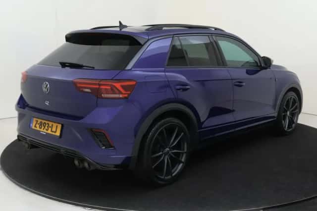 Volkswagen T-Roc (2022) thumbnail 4
