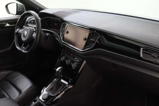 Volkswagen T-Roc (2022) thumbnail 5