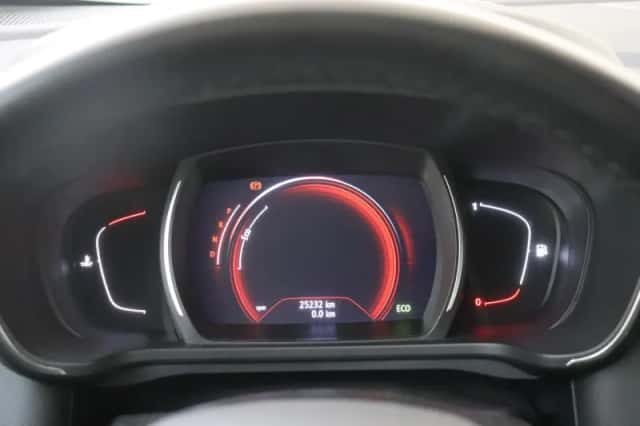 Renault Kadjar (2017) thumbnail 15