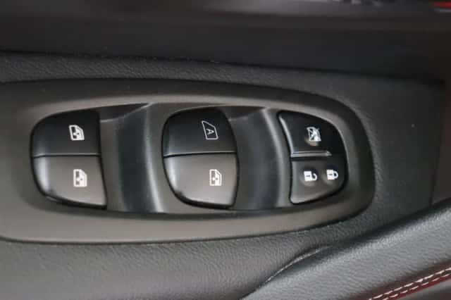 Renault Kadjar (2017) thumbnail 27